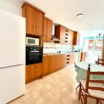 El Puerto I Апартаменты Торевьиа